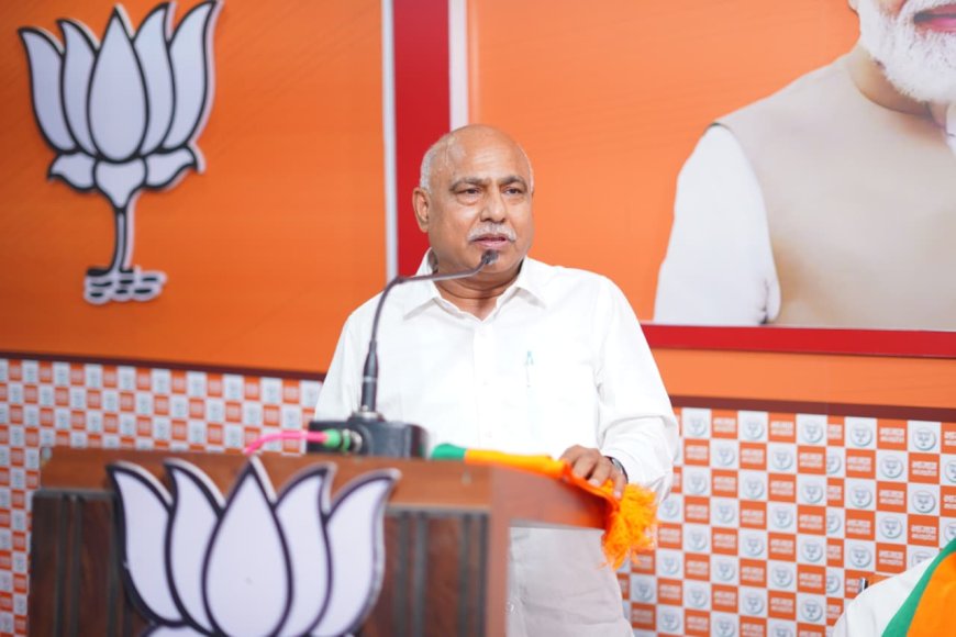 भाजपा संगठन में फैसले कौन ले रहा कार्यकर्ताओं के बीच उठ उठ रहा प्रश्न बागी और निष्काशित नेता हो रहे उपक्रित