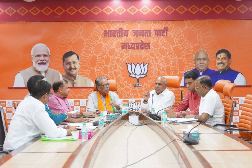 खाली बैठे पूर्व मंत्री उमाशंकर गुप्ता को बीजेपी अध्यक्ष ने दिया काम भवन निर्माण एवं संदृढ़ीकरण समिति का बनाया संयोजक