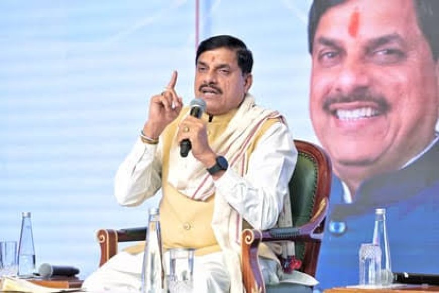 सीएम मोहन यादव का बड़ा ऐक्शन देवास पटाखा फैक्ट्री विस्फोट मामले में कई अधिकारियों को किया निलंबित