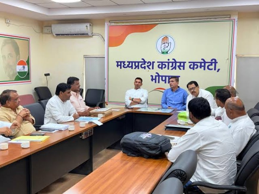 अगला चुनाव विकास पर नहीं 'सनातन और हिंदुत्व' के मुद्दे पर होगा आधारित दिग्विजय सिंह ने दिया संकेत