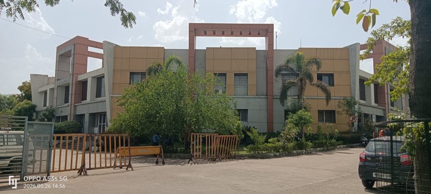 भोपाल RTO कार्यालय को किससे खतरा है निजी एजेंसियों से सुरक्षा कर्मी हायर कर सुरक्षा व्यवस्था की गई है दुरुस्त आखिर कौन देता है वेतन