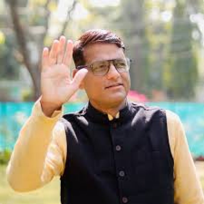 'ब्राह्मणों' को गाली देने वालों को सरकार का संरक्षण दामोदर यादव को मिली सुरक्षा ने आरोपों को किया सिद्ध