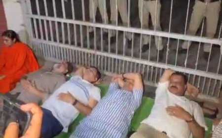 विस , लोस और अब रास सहित तीनों सदनों में कांग्रेस को हार मिली लेकिन 'सबक' नहीं मिला