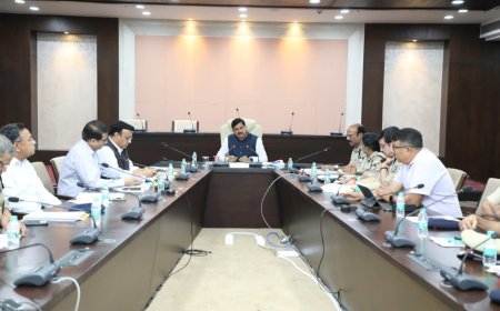 गृह मंत्रालय की समीक्षा बैठक में पुलिस अधिकारियों की हुई 'परेड' सीएम मोहन यादव ने सुनाई खरी-खोटी