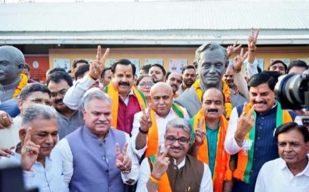 पटवारी के 'संगठन सृजन' पर बीजेपी की दो अंगुलियां भारी साल भर की मेहनत एक दिन में हुई ध्वस्त