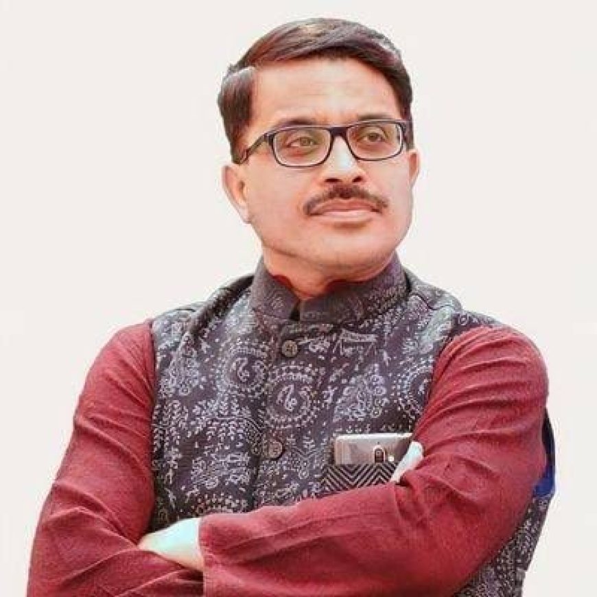 बीस दिन पहले मुखबिर ने रजनीश अग्रवाल से पूछा था आप राज्यसभा उम्मीदवार क्यों नहीं हो सकते तब उन्होंने मुस्कुरा कर कहा संभव नहीं