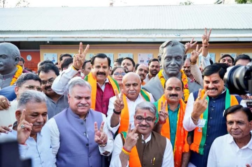 पटवारी के 'संगठन सृजन' पर बीजेपी की दो अंगुलियां भारी साल भर की मेहनत एक दिन में हुई ध्वस्त