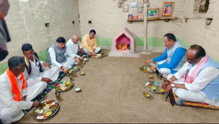 किस्मत जब पटकती है तो सीधे 'अर्श से फर्श' पर लाती है जिसकी गवाही खुद ये तस्वीर दे रही