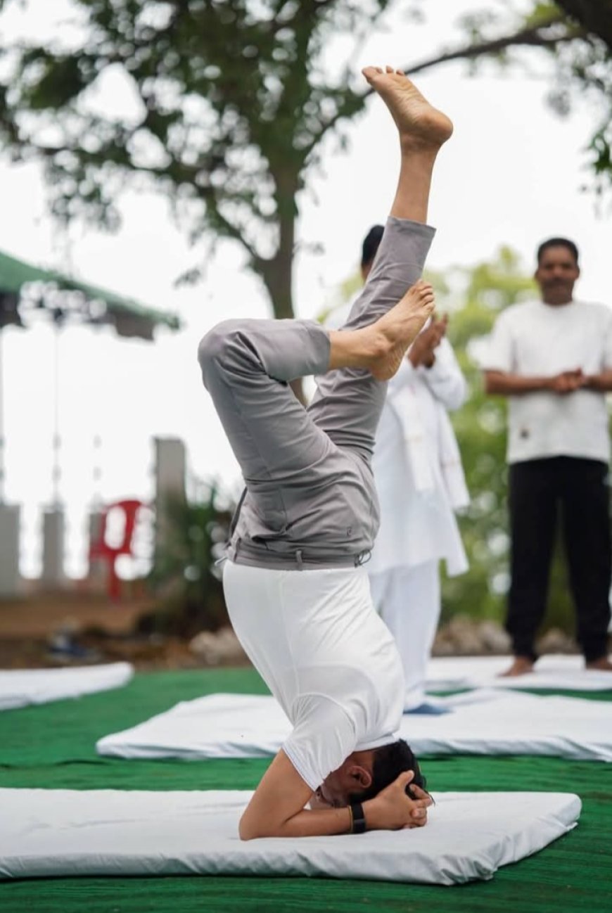 'शीर्षासन' करती प्रदेश की सरकार अब विपक्ष के 'शीर्षासन' की बारी दो दिन कुकरू में बना प्लान मेडिटेशन से मिली शक्ति
