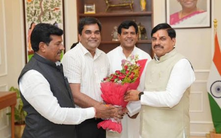 एक IAS के कहने पर सीएम मोहन यादव ने कटवा दिया पूर्व गृह मंत्री का टिकट पढ़िए पूरी खबर मुखबिर पर