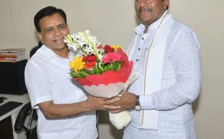 'जाति का तड़का' लगा कर भाजपा का नया फॉर्मूला कुशवाह को आगे करो अजा-ओबीसी का वोट साधो 18 साल बाद याद आई 'सामाजिक समीकरण' की रेसिपी