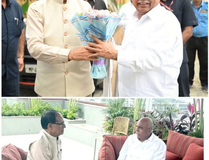 सावन की फुरफुरी के बीच बीजेपी नेताओं की आपसी बैठक सियासत में तलाश रही नए समीकरण