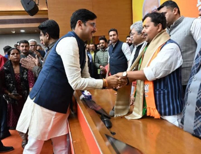 बीजेपी के सम्मान में 'उपेक्षा' का दिखा भाव सह मीडिया प्रभारी होते रहे उपेक्षित अंत में मिला मौका