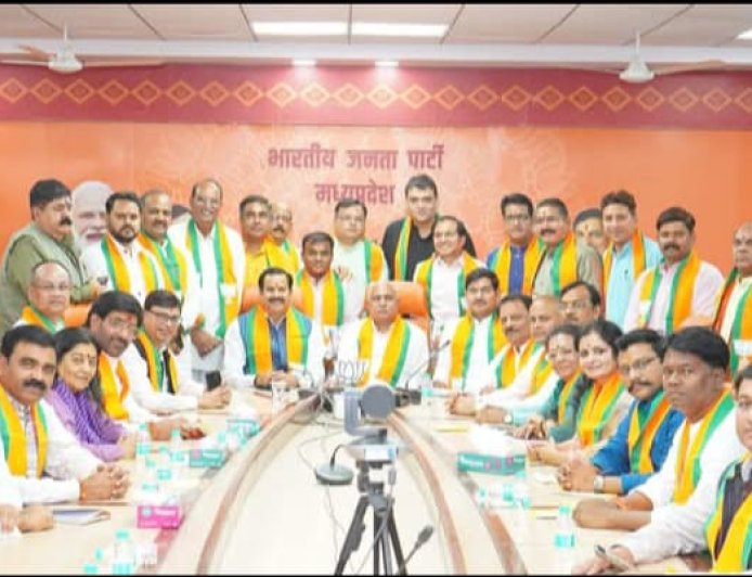 बीजेपी की प्रदेश कार्यसमिति में प्रदेश प्रवक्ता और पैनलिस्ट नहीं हैं 'अपेक्षित' डिबेट में कैसे रखेंगे पार्टी का पक्ष