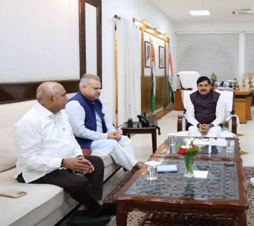 फसल में गिरे ओले और सियासत में पड़े तमाचों के निशान कुछ समय बाद दिखाई पड़ते हैं कुछ ऐसे ही निशान एमपी में भी दिखेंगे
