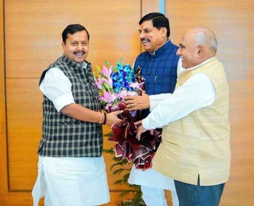 दतिया हार के बाद सीएम और अध्यक्ष हेमंत खंडेलवाल के बीच बढ़ी दूरियां संवादहीनता के चलते नाराज नेताओं की बढ़ी संख्या