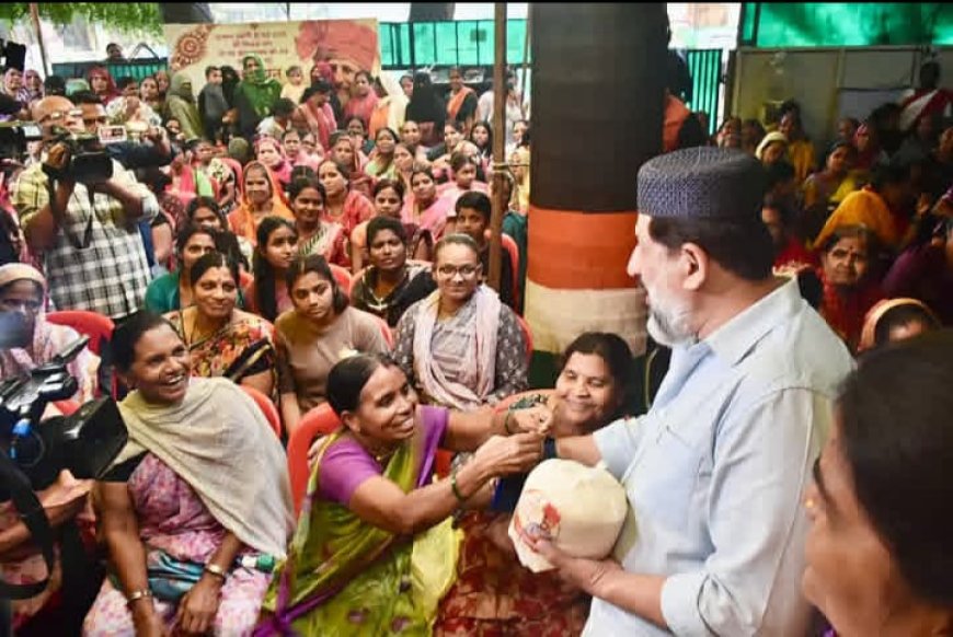 महिलाओं के भावनाओं की कांग्रेस ने एक किलो 'शक्कर' से आंकी कीमत आरिफ मसूद ने राखी के बदले बांटी शक्कर